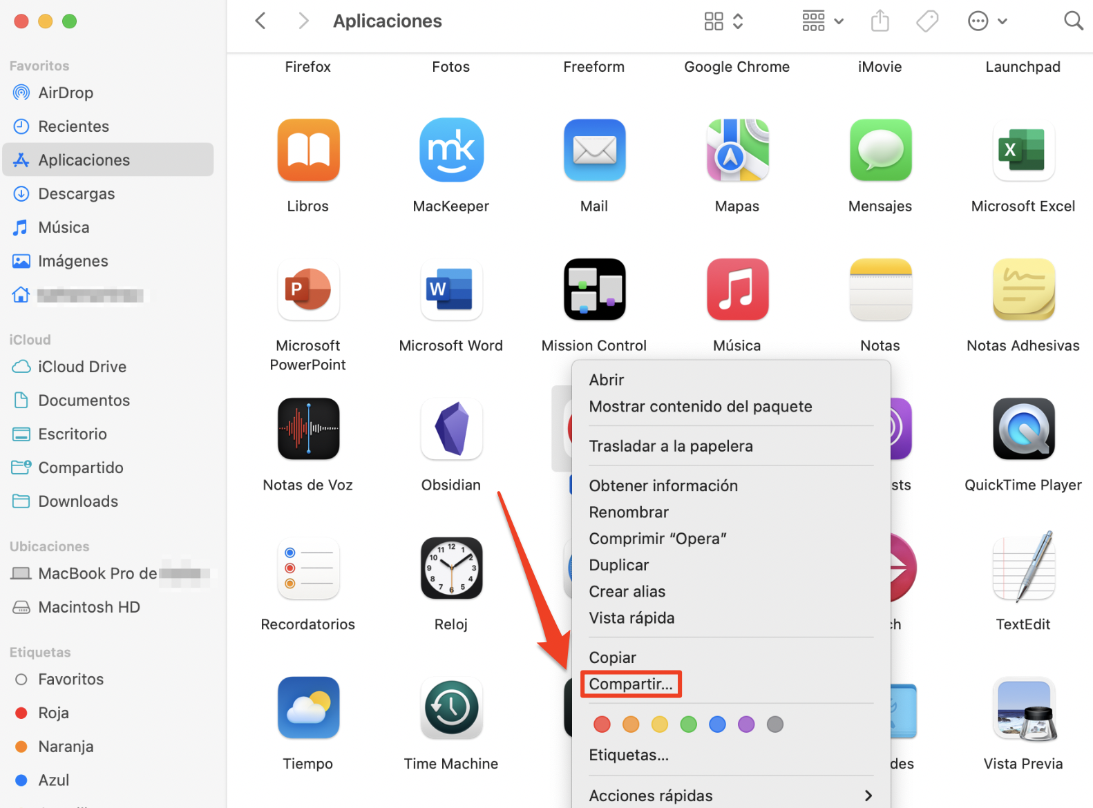 El menú del botón derecho del Mac muestra la opción Compartir. Haz clic en Compartir para enviar una app a tu nuevo Mac a través de AirDrop sin utilizar el Asistente de Migración. El menú del botón derecho del Mac muestra la opción Compartir. Haz clic en Compartir para enviar una app a tu nuevo Mac a través de AirDrop sin utilizar el Asistente de Migración.
