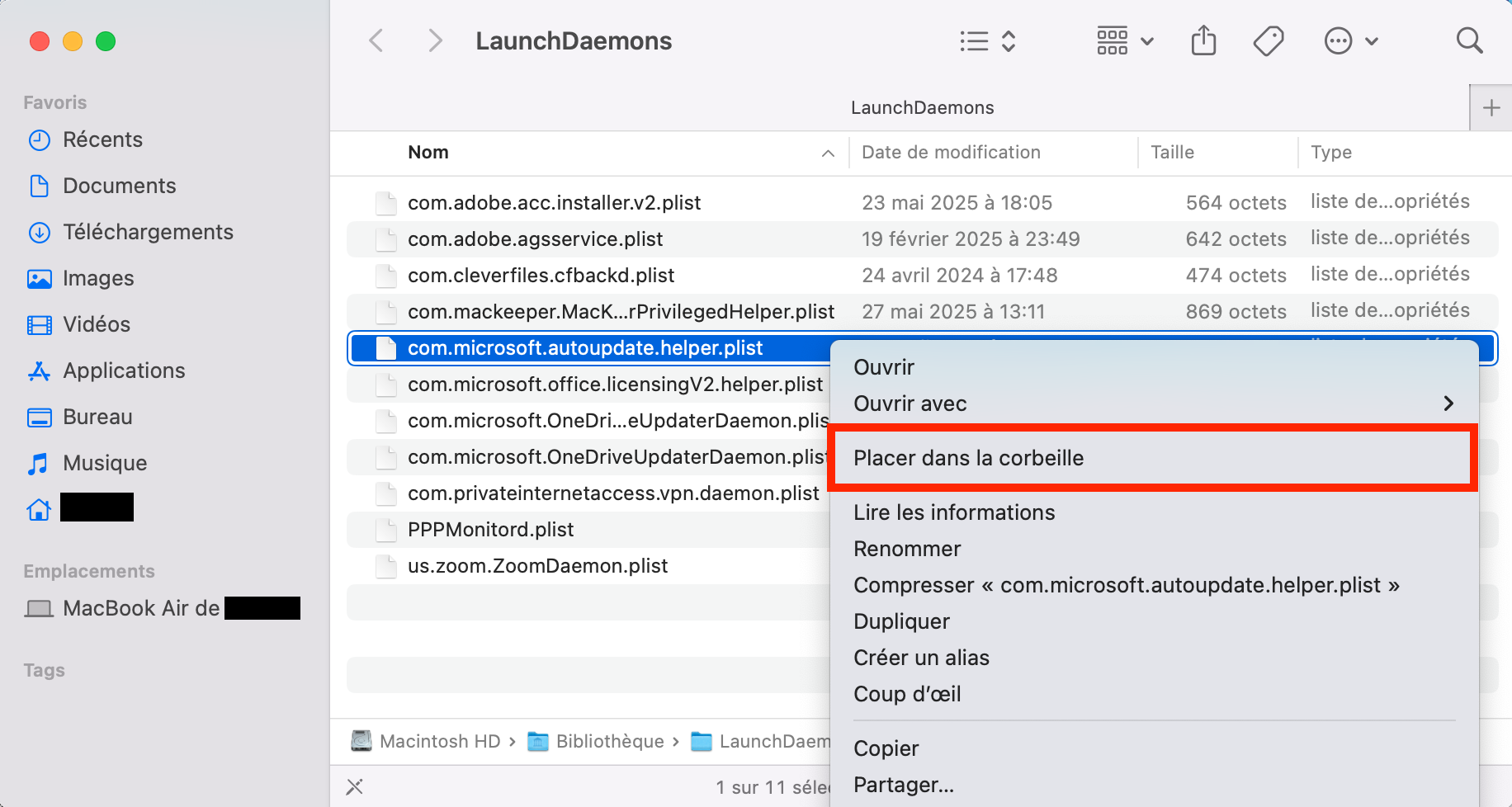 L’utilisateur supprime le fichier plist Microsoft AutoUpdate dans le Finder en le sélectionnant et en le plaçant dans la Corbeille.