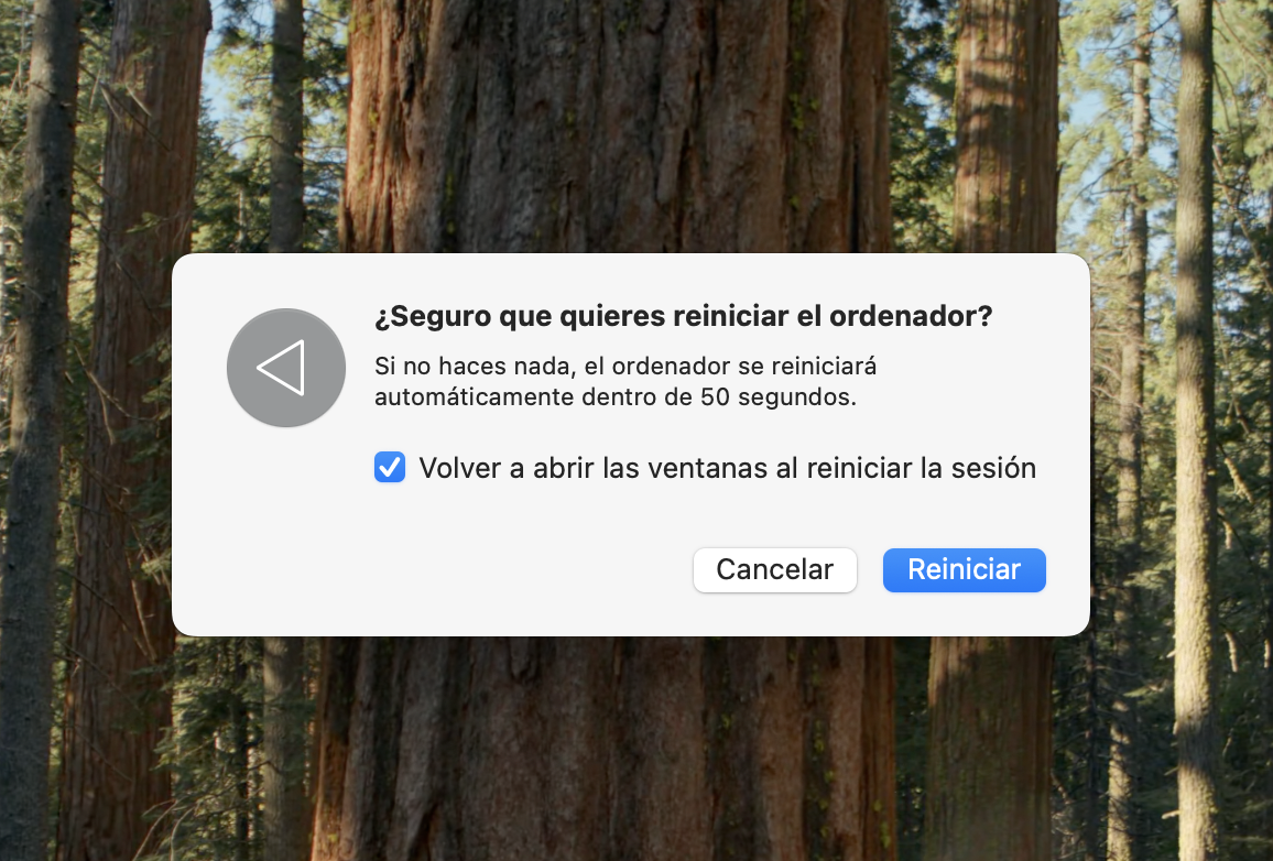 Para continuar con el proceso de reinicio de tu Mac, haz clic en el botón Reiniciar cuando aparezca este cuadro de diálogo, en el que se te pregunta si deseas reiniciar el ordenador ahora.