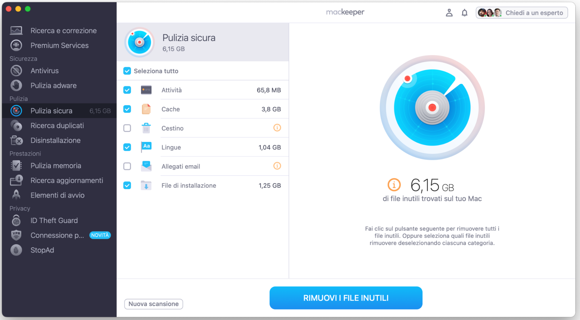 Una volta terminata la scansione del Mac, Pulizia Sicura ti mostrerà un elenco di file che puoi eliminare in sicurezza. Seleziona quelli che desideri rimuovere e fai clic sul pulsante Rimuovi i file inutili.