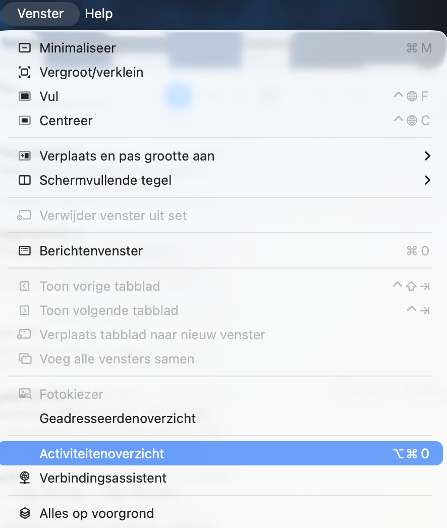 Zodra je de Mail-app hebt geopend, moet je deze in volledig scherm weergeven om het submenu Venster te zien. Van daaruit kun je op Venster klikken en naar beneden scrollen om Activiteit te selecteren.