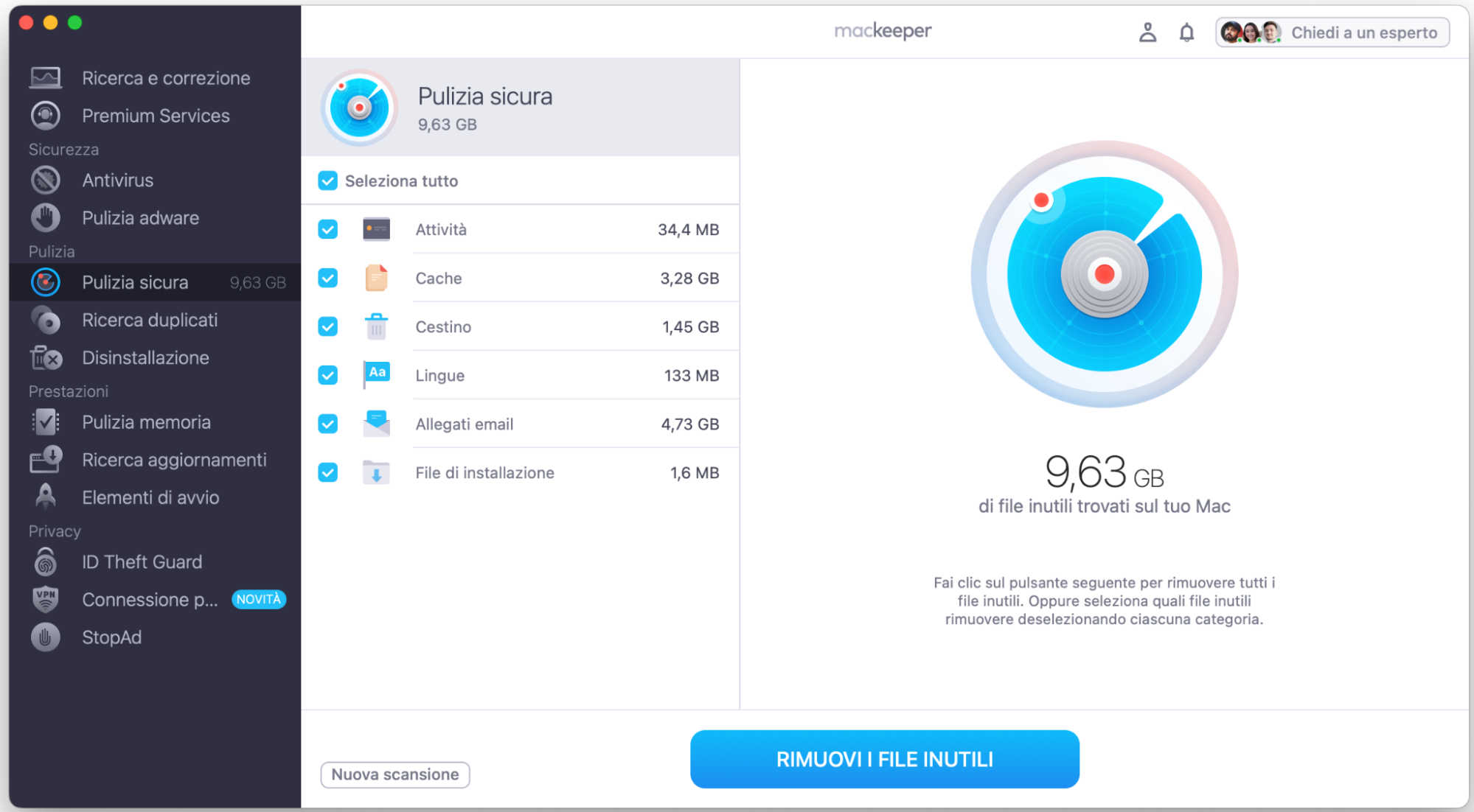 Quando il tuo Mac ha individuato i vari file e le cache, seleziona la casella accanto a Cache e a tutto ciò che desideri rimuovere. Poi fai clic su Rimuovi i file inutili.