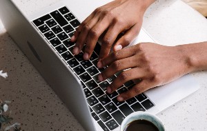 Comment démarrer un Mac avec le mode de récupération Internet et réinstaller macOS Comment démarrer un Mac avec le mode de récupération Internet et réinstaller macOS