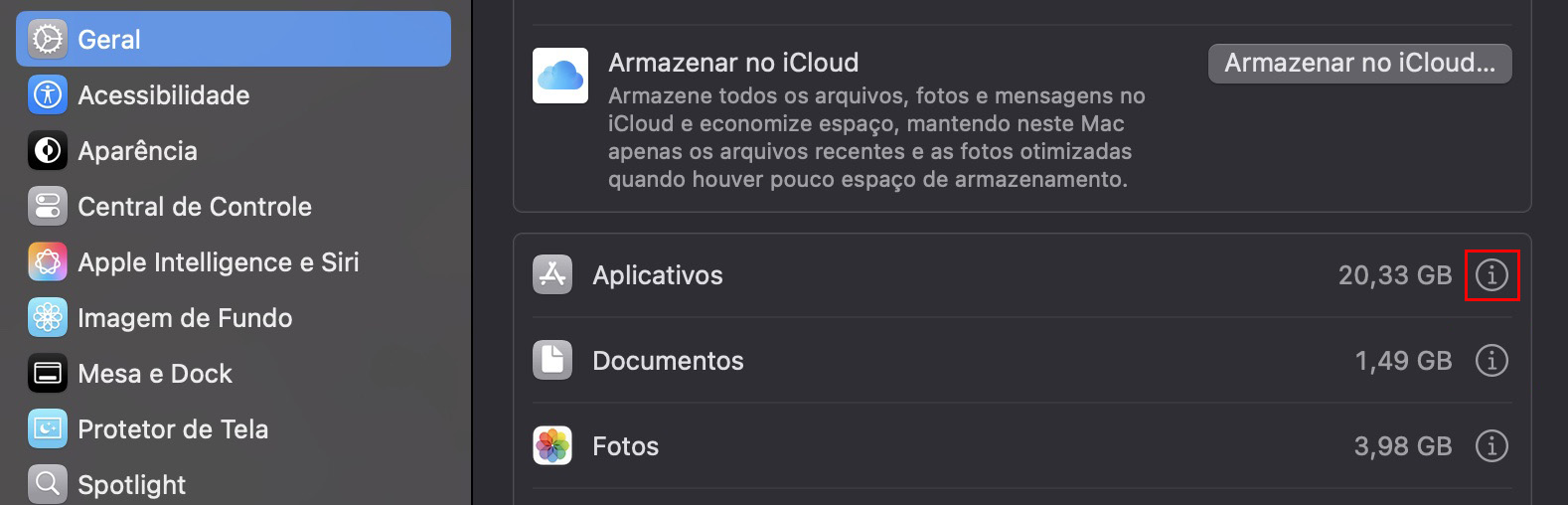Os Ajustes do Sistema no Mac mostram o menu Armazenamento. Para desinstalar um app, clique no ícone i ao lado de Aplicativos.