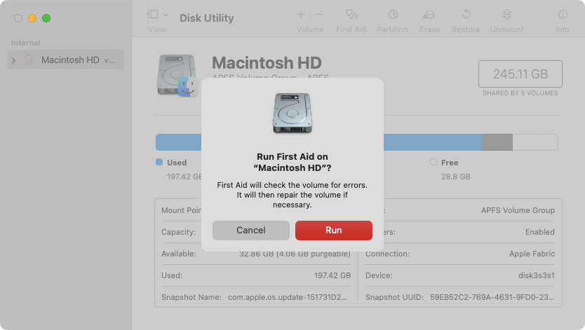Disk Utility will bring up a message telling you more about what First Aid does, and how it can repair your disk. To agree, click the 'Run' button. Disk Utility will bring up a message telling you more about what First Aid does, and how it can repair your disk. To agree, click the 'Run' button.