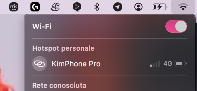 Per risparmiare energia sul Mac, disattiva il Wi-Fi dalla barra dei menu.