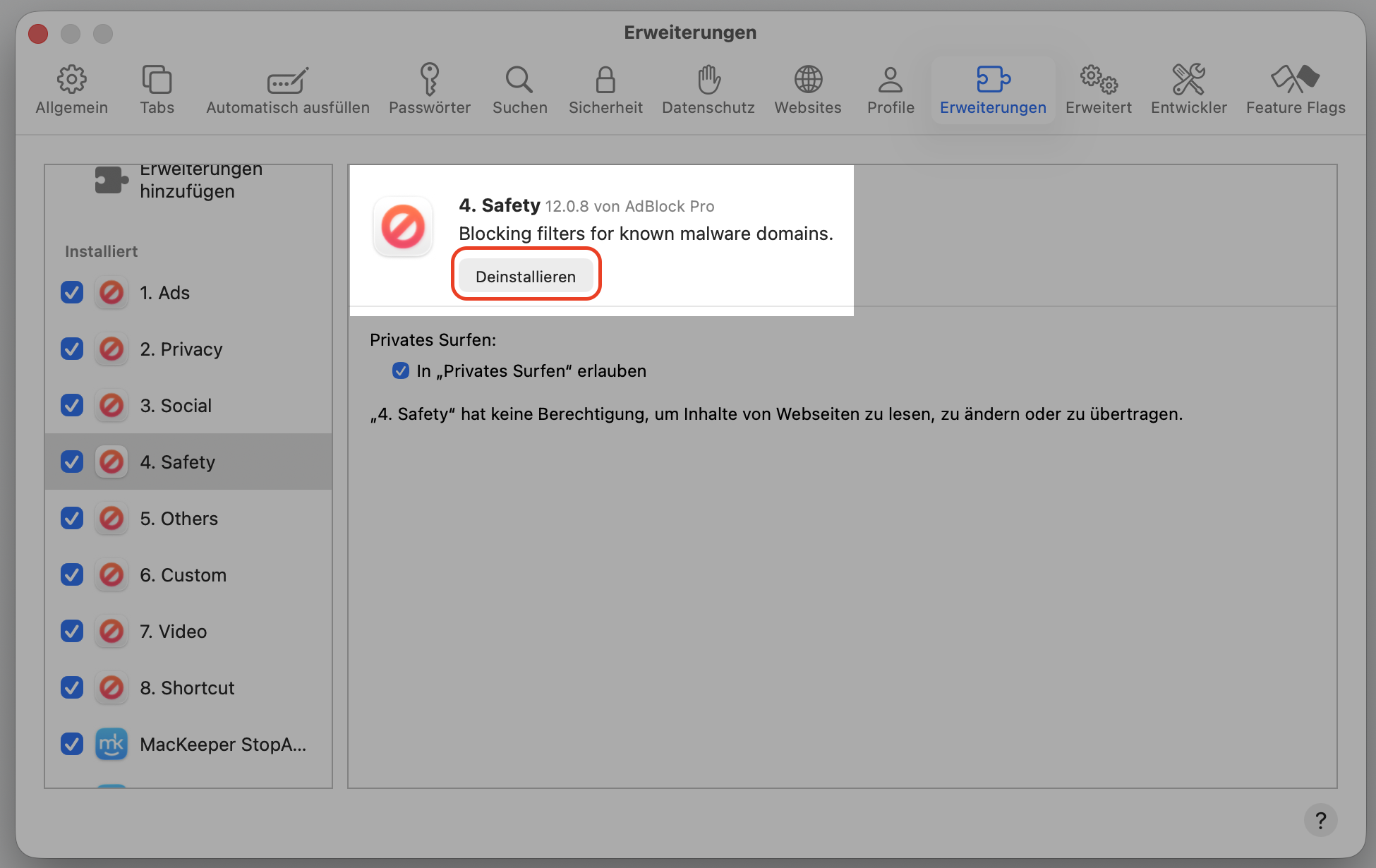 Einstellungen für Erweiterungen in Safari mit einer geöffneten Erweiterung und hervorgehobener Option Deinstallieren. So entfernen Sie Erweiterungen, als Teil einer Anleitung, wie man gefälschte McAfee-Pop-ups auf dem Mac blockieren kann.
