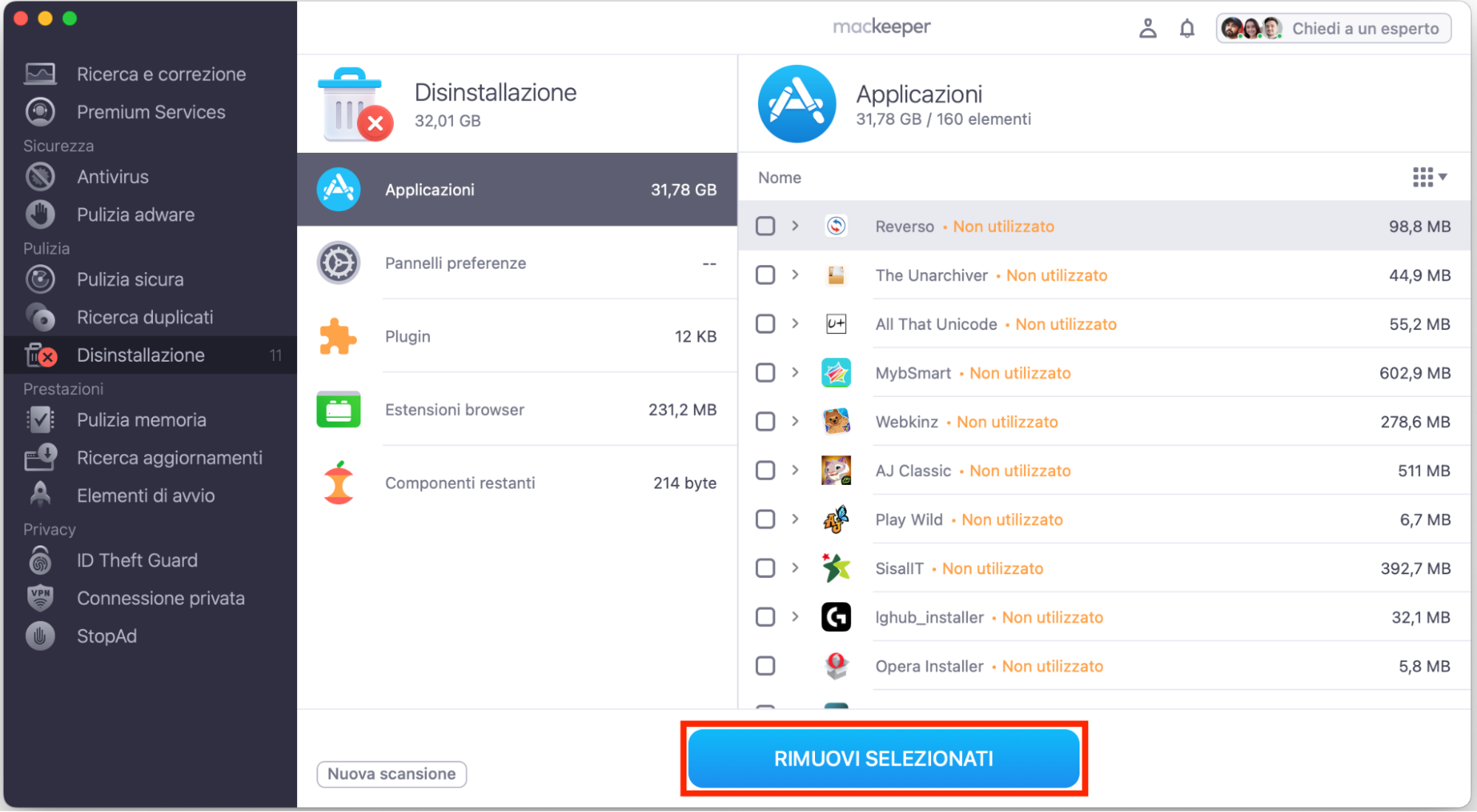 La Disinstallazione di MacKeeper. Le applicazioni sono mostrate e Rimuovi selezionati è evidenziato. Come rimuovere app, come parte della guida su come bloccare i falsi pop-up McAfee su Mac.