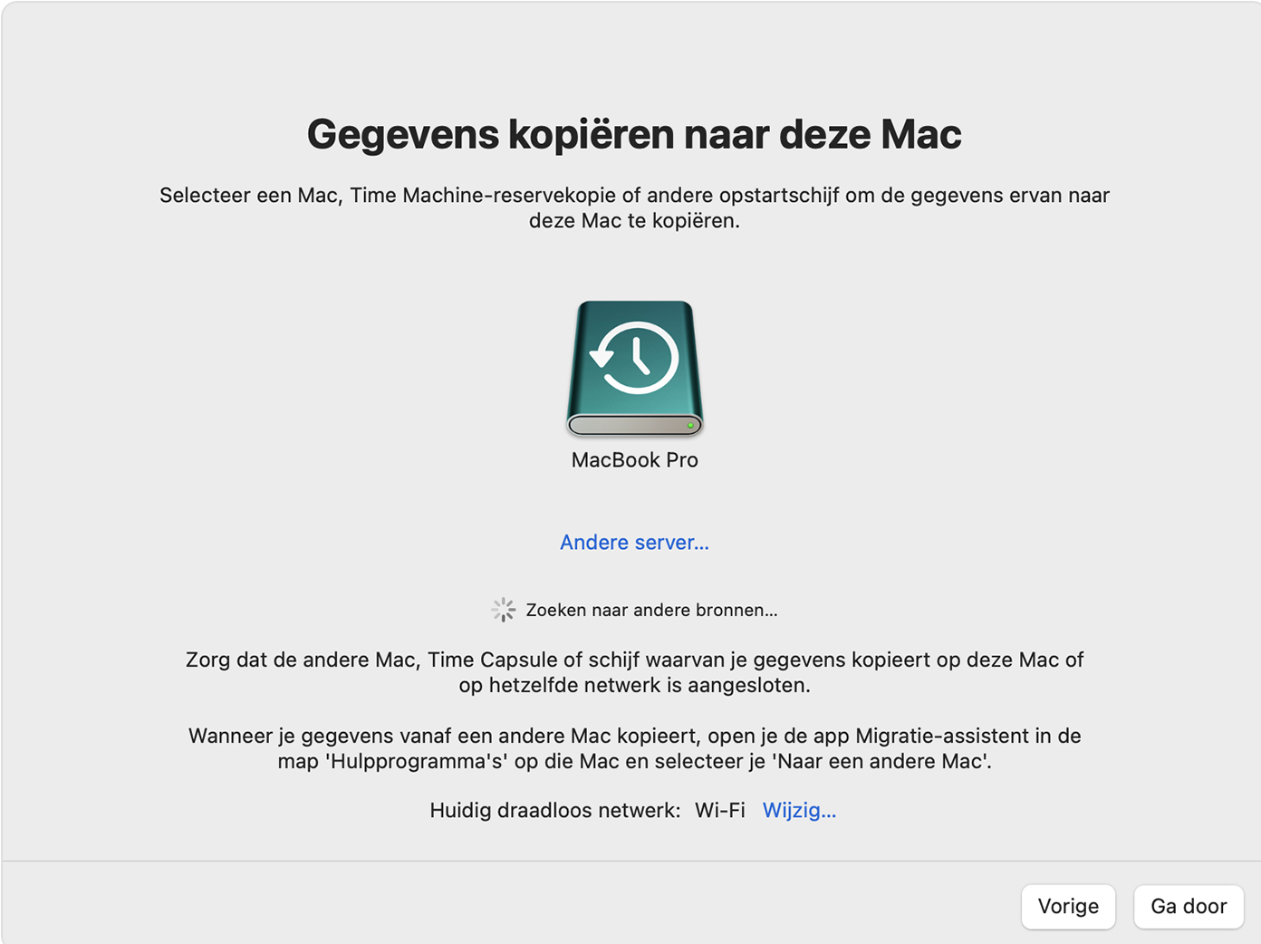 Kies in de lijst het station waarop je Time Machine-reservekopie is opgeslagen. Dit is meestal een externe harde schijf