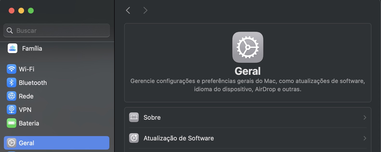 A Apple lança atualizações de software para corrigir muitos problemas, e isso pode ajudar a liberar a RAM no Mac. Vá em Ajustes do Sistema > Geral > Atualização de Software para verificar se há alguma disponível.
