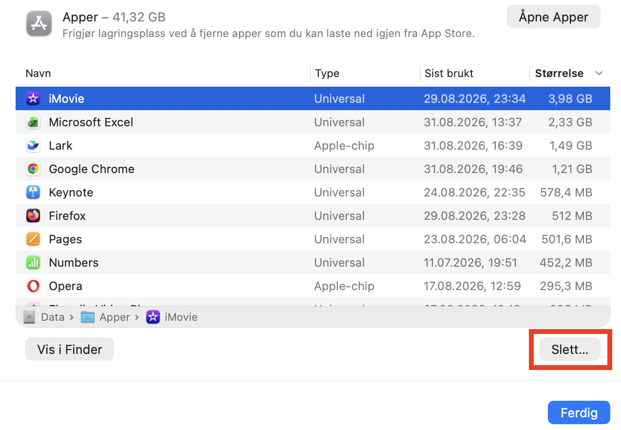 En liste over installerte programmer i menyen Lagring på Mac. Merk av for elementene du ikke lenger trenger, og klikk deretter på Slett for å frigjøre plass på Mac.
