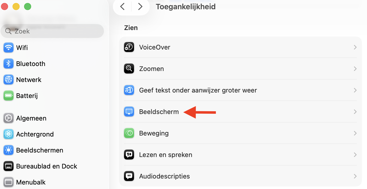 Voor extra systeemoptimalisatie en onderhoud na een update ga je naar Systeeminstellingen > Toegankelijkheid > Beeldscherm. Hier kun je visuele effecten verminderen om de reactiesnelheid van je Mac na updates te verbeteren.
