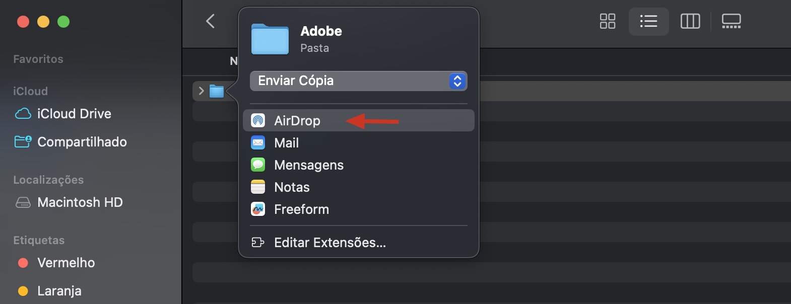 O menu Compartilhar no Mac mostrando todas as opções de compartilhamento. Para migrar dados de um Mac para outro usando o AirDrop, clique em AirDrop para enviar um arquivo para seu novo Mac.