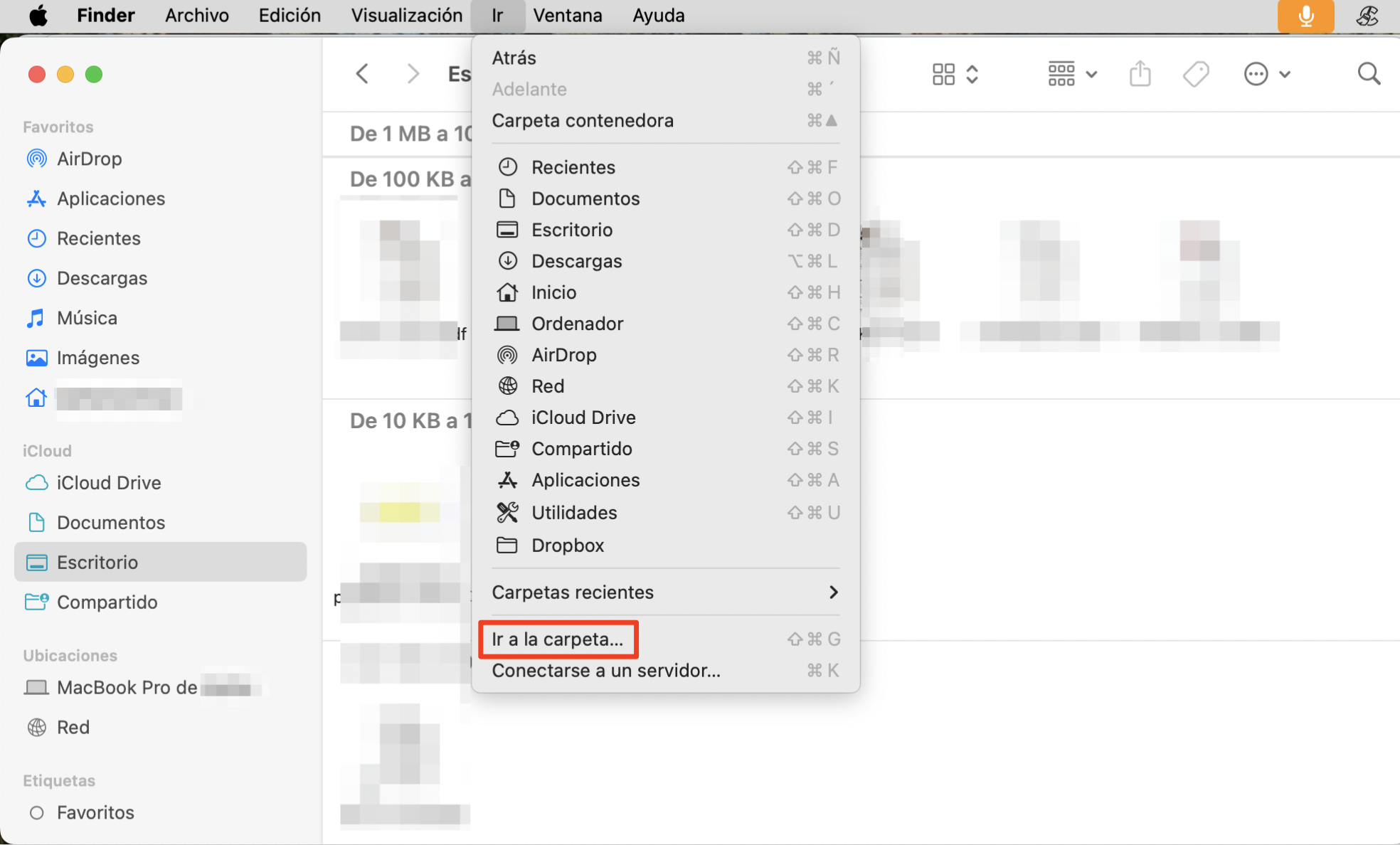 Una vez que hayas abierto la ventana de Finder, puedes desplazarte hasta Ir y luego hasta Ir a la carpeta, para poder abrir los elementos reubicados en Mac.