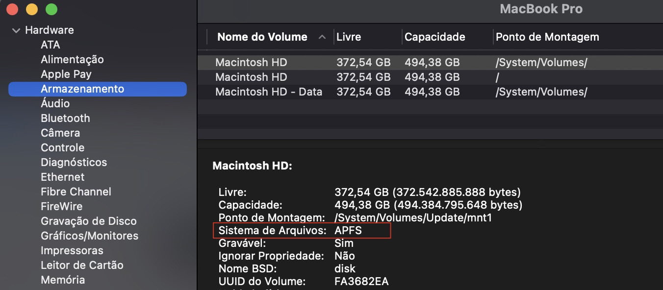 Na barra lateral, role até encontrar Armazenamento. Selecione essa opção e, em seguida, observe o painel à direita para ver informações sobre o armazenamento do seu Mac, incluindo o Sistema de Arquivos.