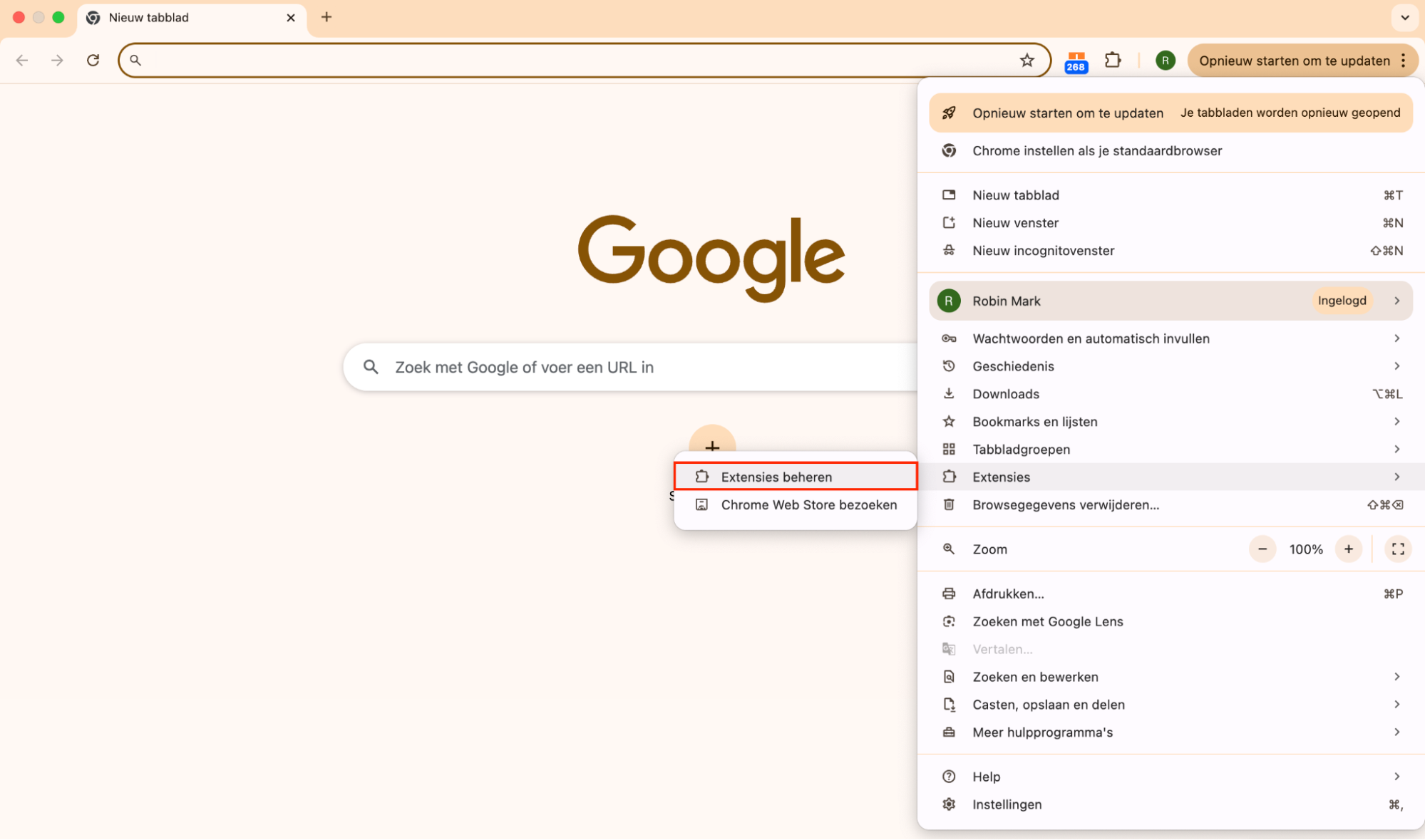 In Google Chrome op de Mac klik je rechtsboven op de drie puntjes en kies je Extensies > Extensies beheren.