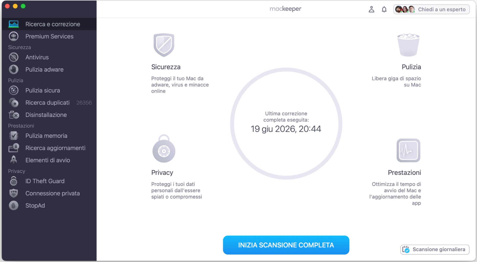 Per scoprire perché la fotocamera del tuo Mac non funziona, usa lo strumento Ricerca e correzione di MacKeeper. Avvia MacKeeper e seleziona Ricerca e correzione dalla barra laterale sinistra, poi clicca Inizia scansione completa.