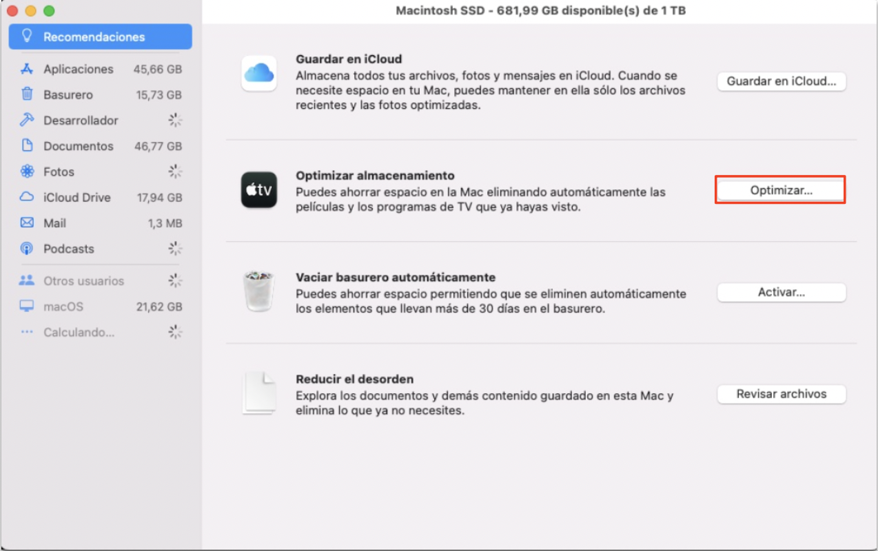 Para utilizar la herramienta Optimizar almacenamiento en tu Mac, ve a Recomendaciones, como se ha descrito anteriormente. Haz clic en el botón Optimizar.