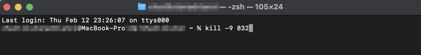 Terminal no Mac mostra o comando kill -9 832, sendo 832 o número PID do processo a ser encerrado.