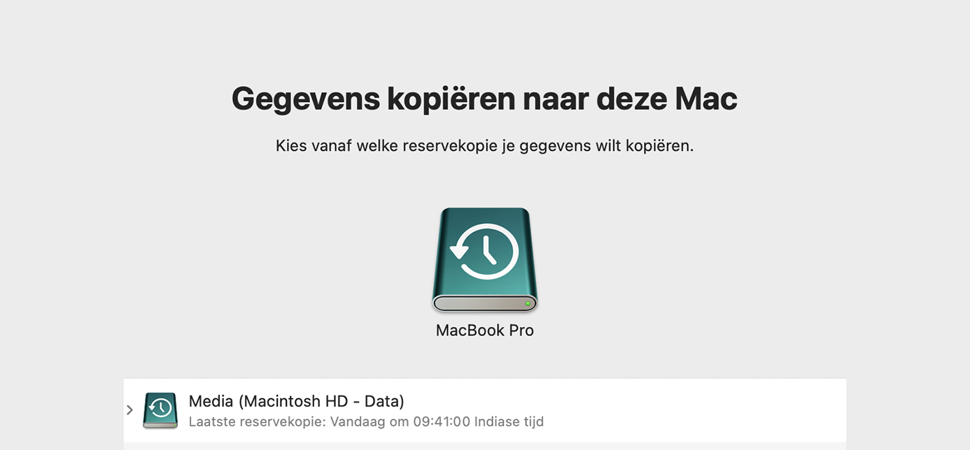 Kies de Time Machine-reservekopie die je wilt terugzetten. Dit moet er een zijn die je hebt gemaakt voordat de vermoedelijke malware op je Mac terechtkwam.