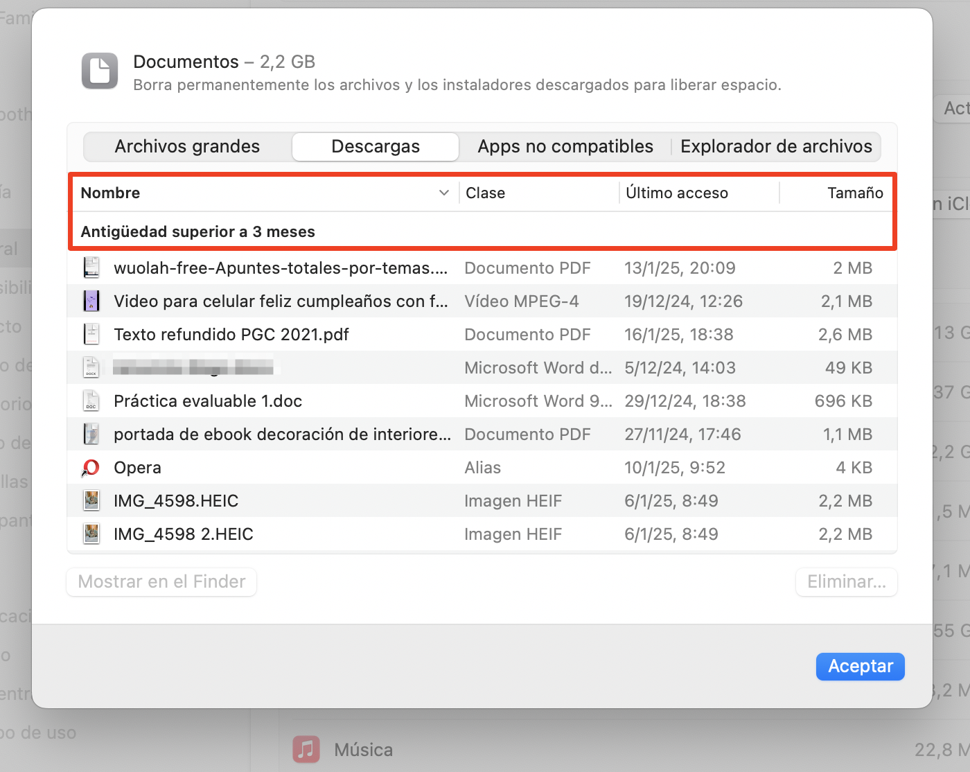 Para eliminar descargas no deseadas de tu Mac, ve a Documentos y abre la pestaña Descargas.