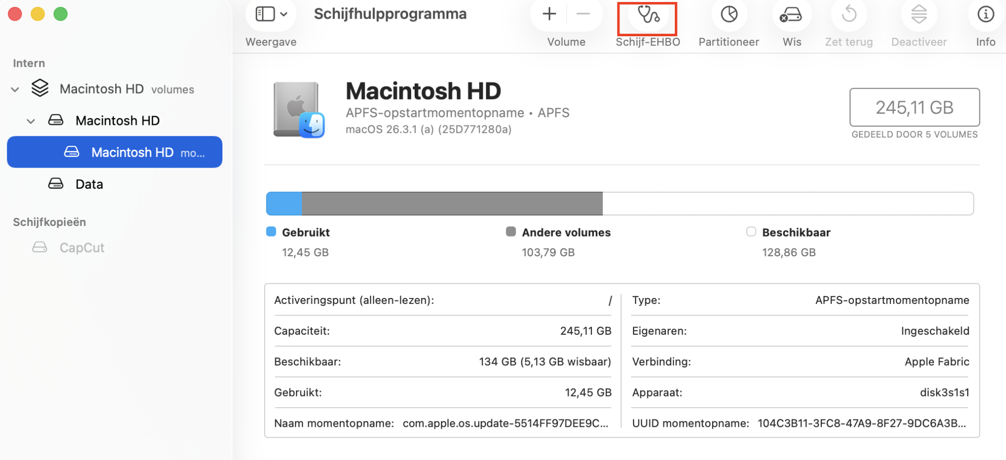 In de app Schijfhulpprogramma kies je je systeemschijf en klik je op EHBO.