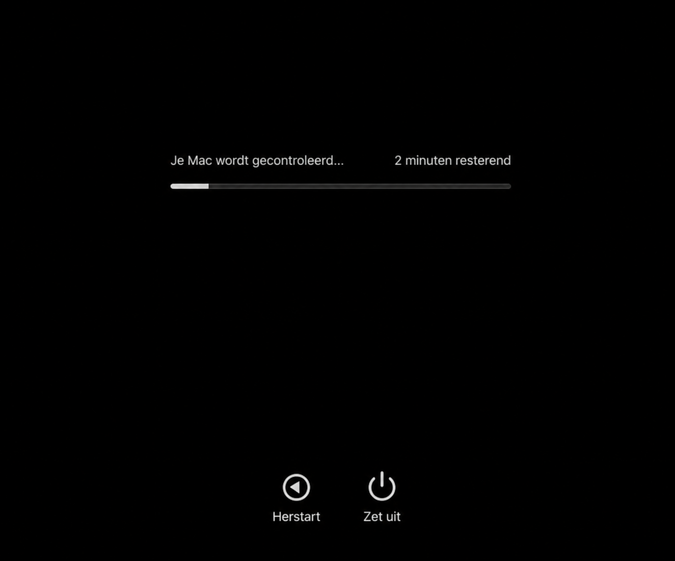 Voer Apple Diagnostics uit op je Mac. Controleer de voortgangsbalk en de referentiecode in de resultaten. Als je een NDC001, NDC003, NDC004, NDC005 of NDC006 ziet, breng je je Mac naar een servicecentrum.