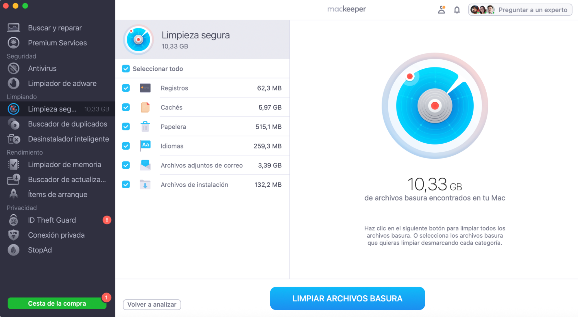 Consulta la lista de archivos que la Limpieza Segura de MacKeeper pretende eliminar. Marca las casillas junto a los archivos que quieras eliminar y haz clic en Limpiar archivos basura.