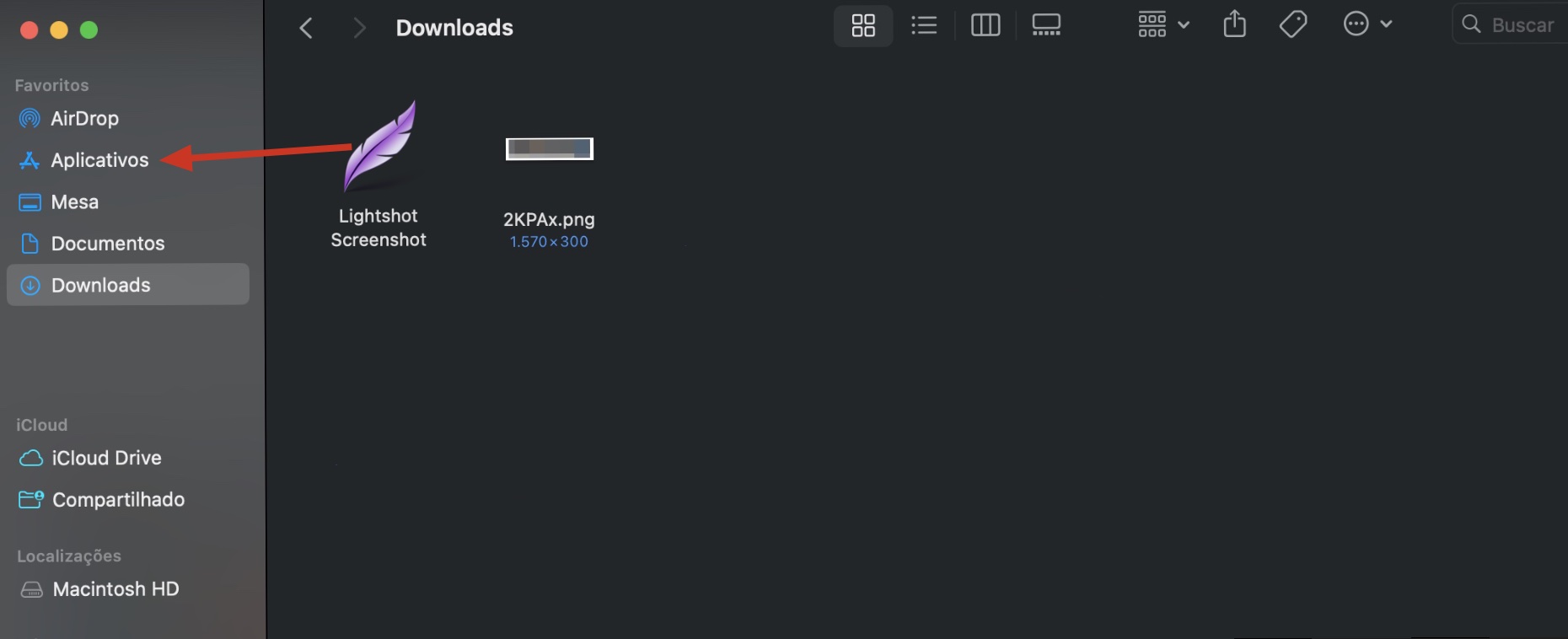 Finder no Mac mostrando a pasta Downloads. Após enviar o aplicativo via AirDrop, arraste o programa da pasta Downloads para Aplicativos para salvá-lo no local correto.