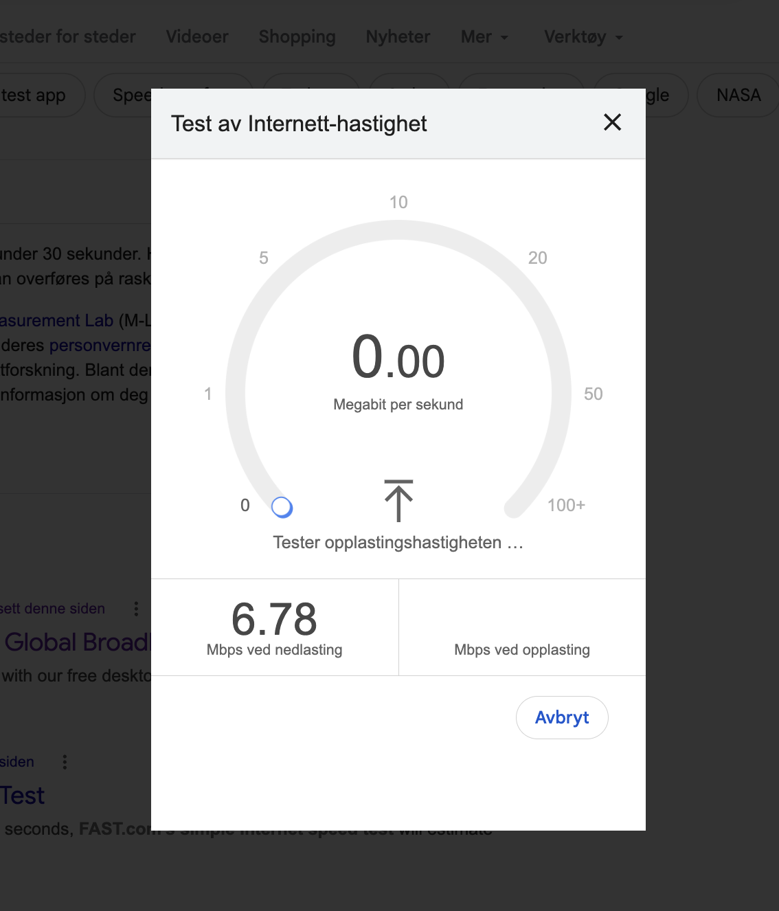 Gå til Google og søk etter 'speed test'. Dette vil vise en internetthastighetstest, som lar deg se om Macens tilkobling fungerer som den skal.