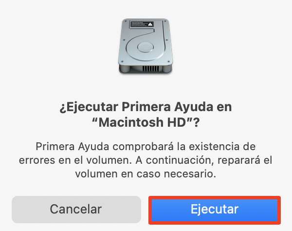 La pantalla de confirmación de Utilidad de Discos con Primera Ayuda en un Mac, con Ejecutar seleccionado. Cómo arreglar servicio de cuentas quiere usar el llavero de inicio de sesión.