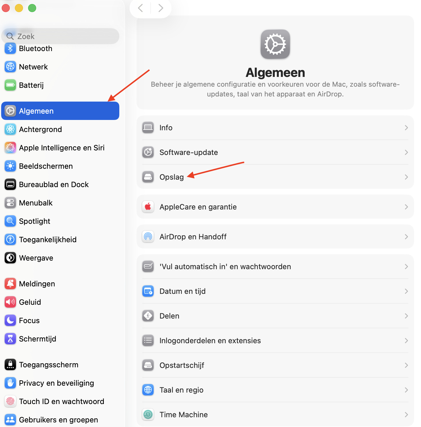 Systeeminstellingen op de Mac toont het menu Algemeen. Klik op Opslag om te zien hoeveel opslagruimte wordt gebruikt en om te beginnen met het opschonen van je Mac.