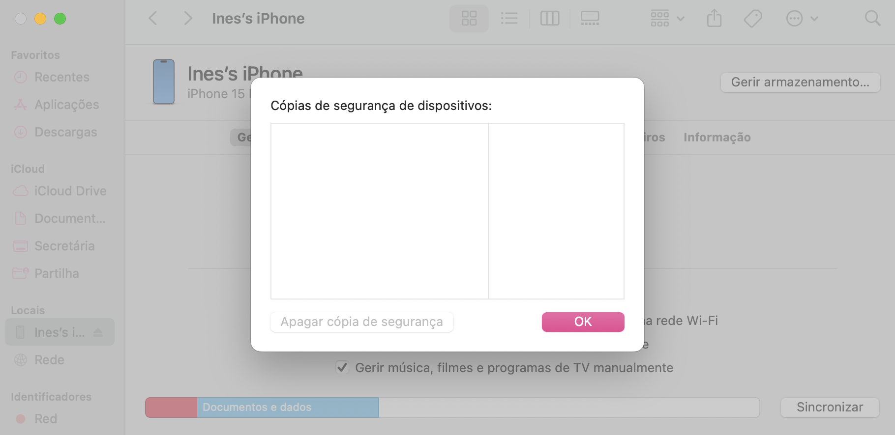 Os backups do iOS podem ocupar muito espaço no seu Mac. Se tiver um iPhone ou iPad, ligue-o agora e depois apague os backups.