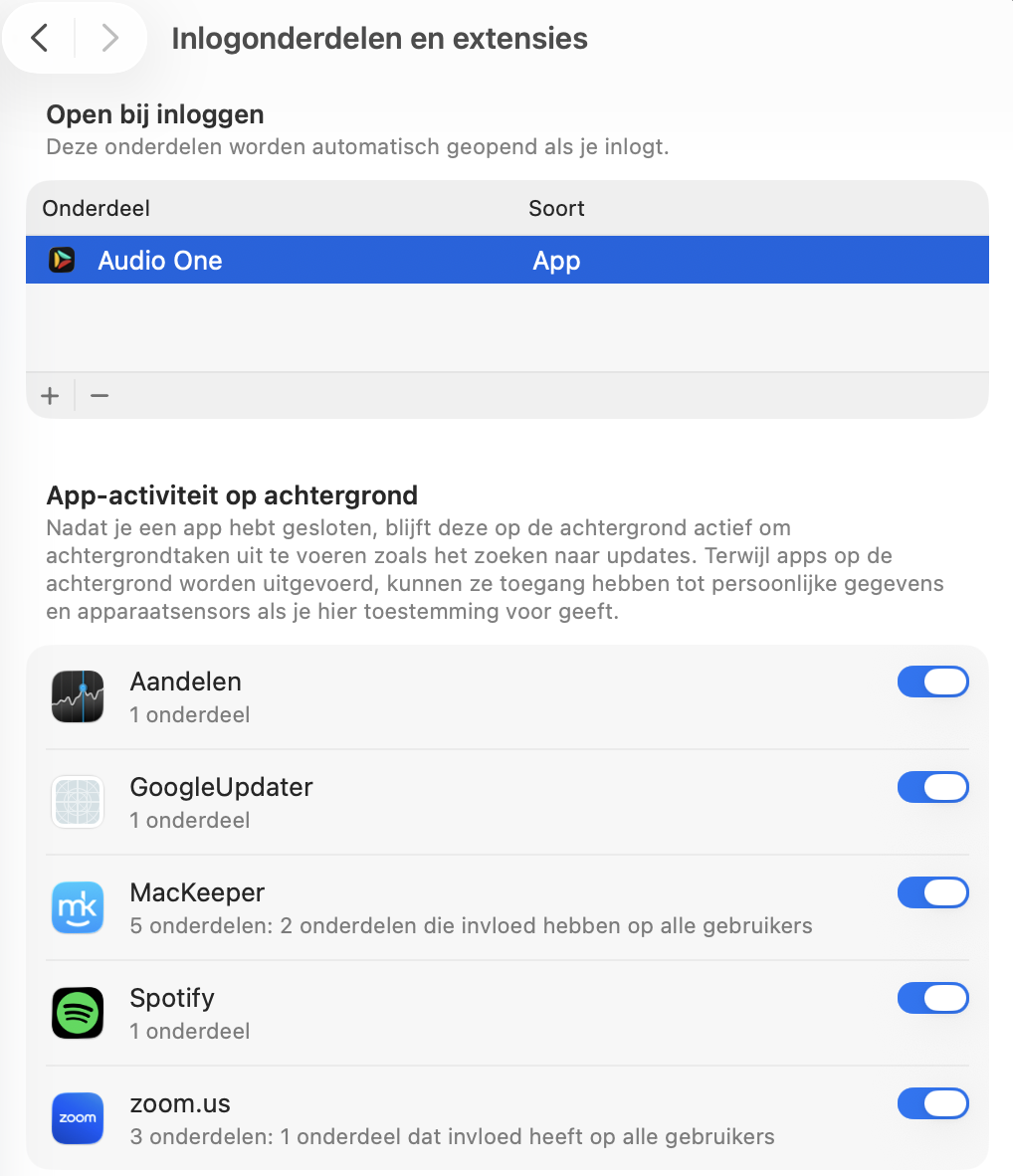 Bekijk de lijst met apps in je inloglijst. Als je iets wilt verwijderen, selecteer het en klik op de min-knop (-). Ze worden dan niet meer automatisch geopend bij het opnieuw opstarten van je Mac.