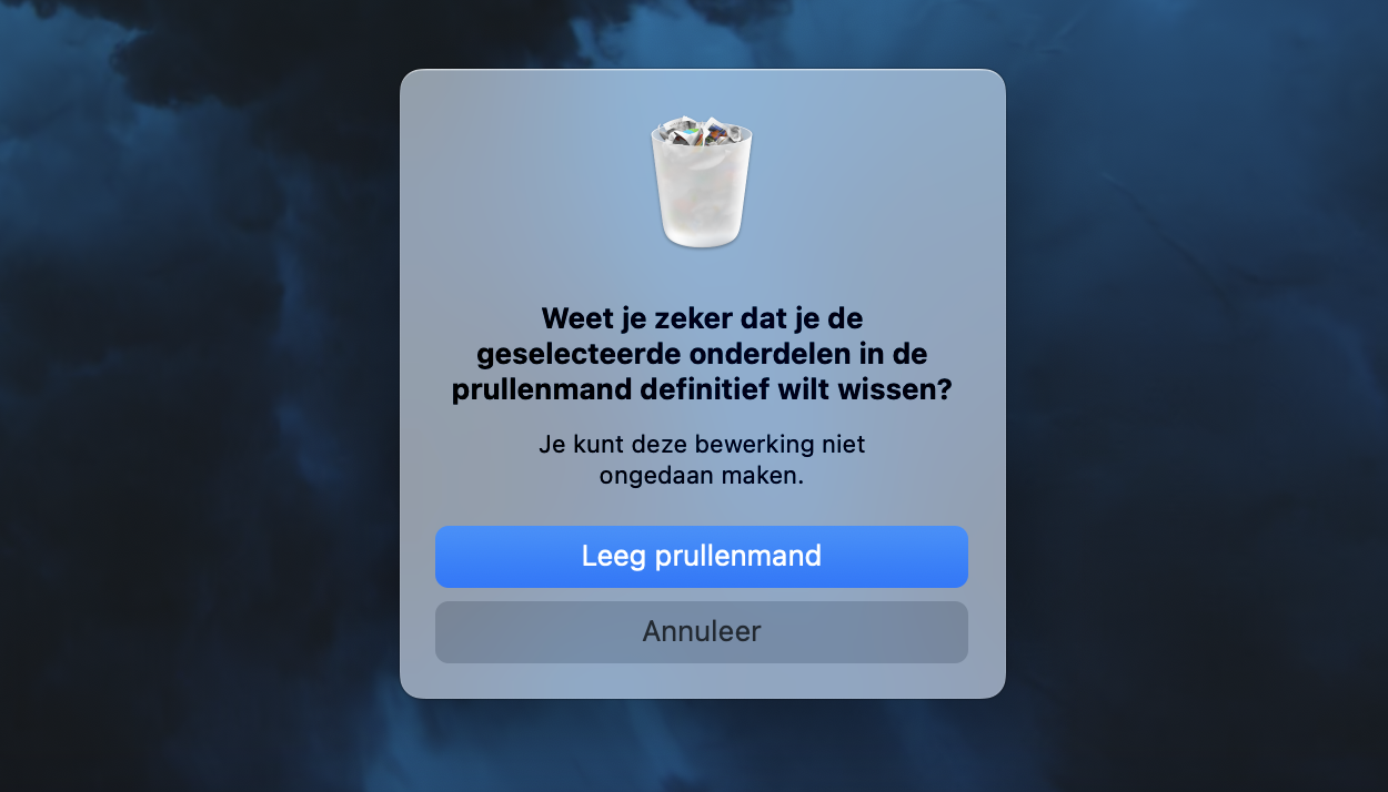 Bevestig het verwijderen van de app op je MacBook door op ‘Leeg prullenmand’ te klikken.