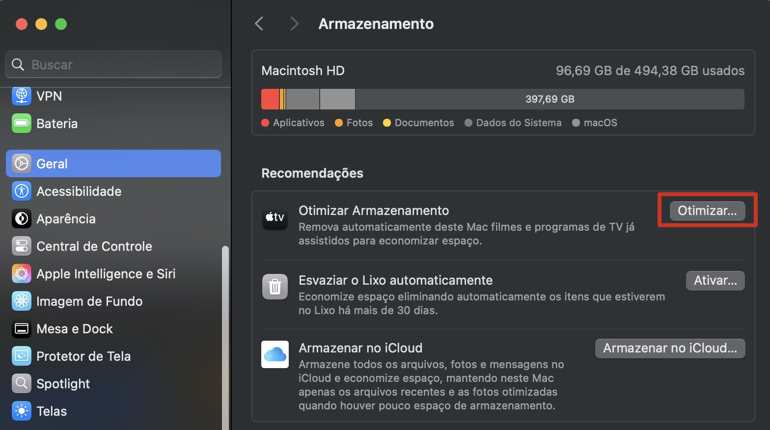 Para limpar o seu Mac de arquivos desnecessários, clique no botão Otimizar ao lado de Otimizar Armazenamento.