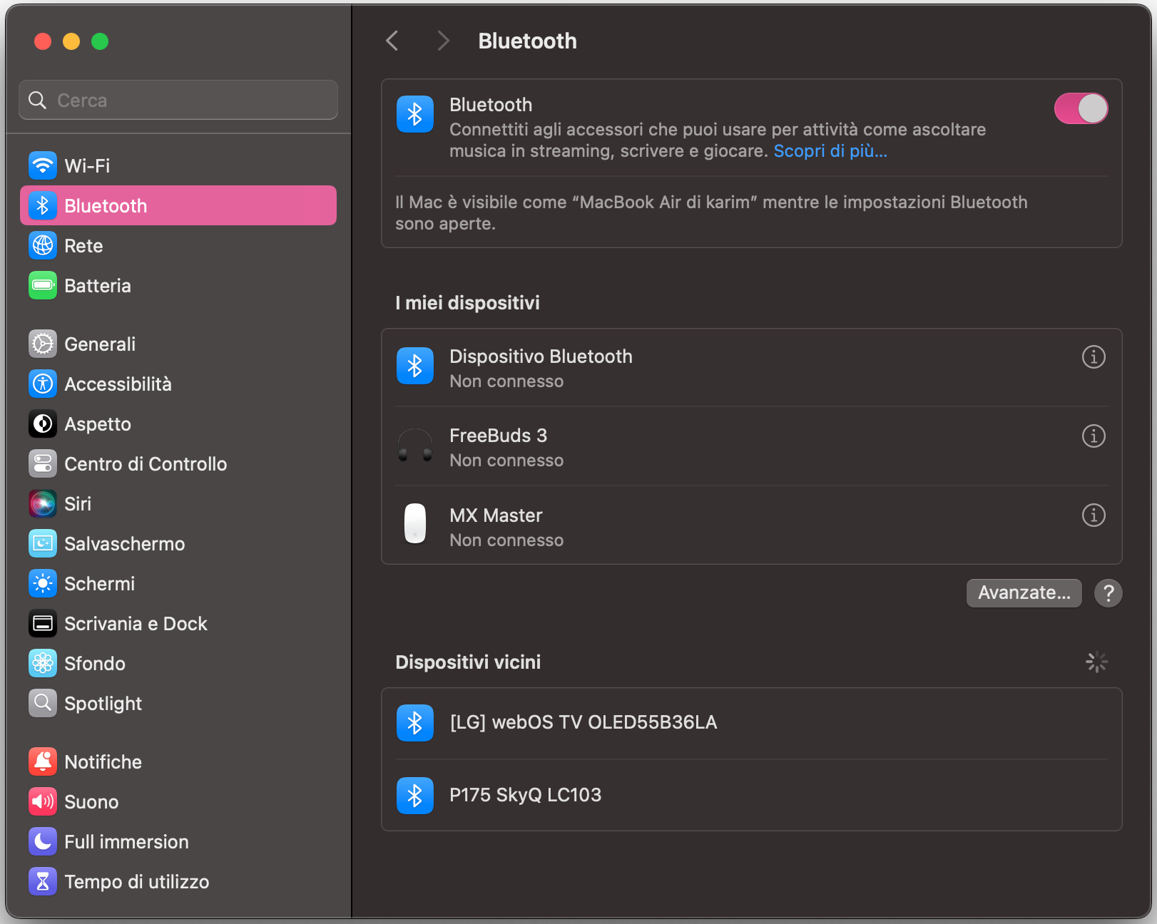 Per risolvere un problema con il Bluetooth, associa di nuovo il dispositivo al Mac: vai al menu Apple, scegli Preferenze di Sistema e fai clic su Bluetooth.