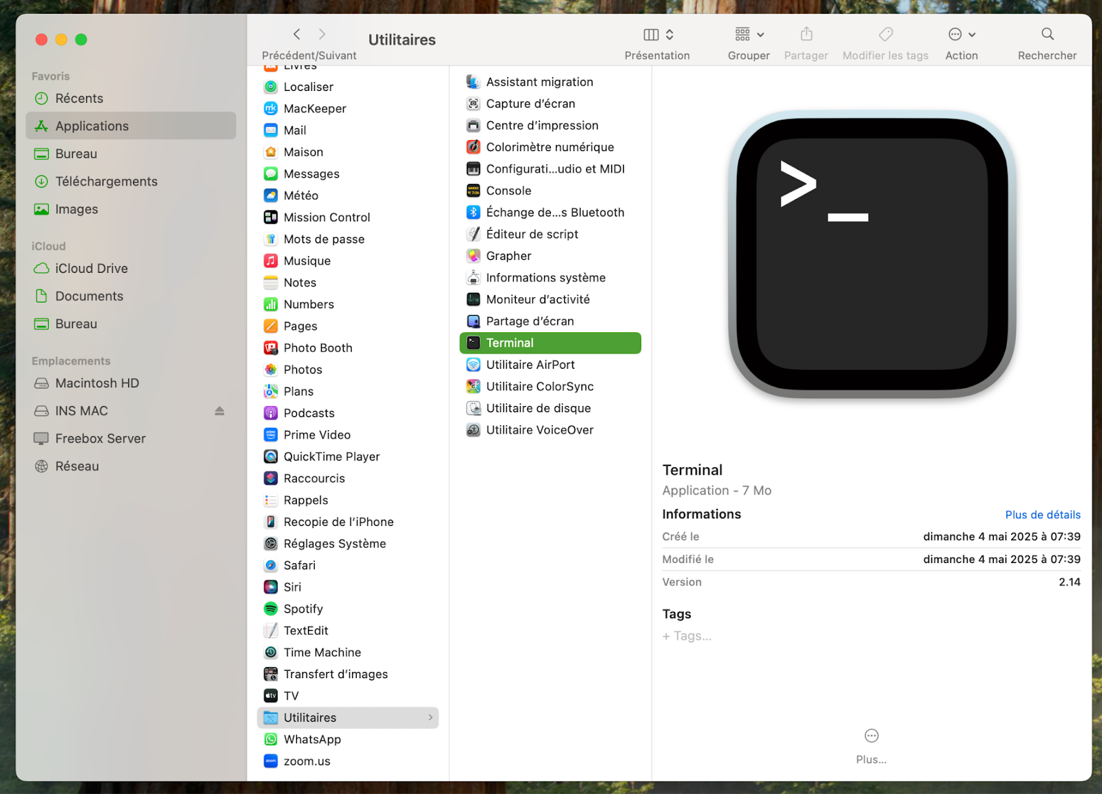 Pour créer une clé USB bootable, vous aurez besoin de l'outil de commande de macOS, Terminal. Ouvrez-le en vous rendant dans Applications > Utilitaires.