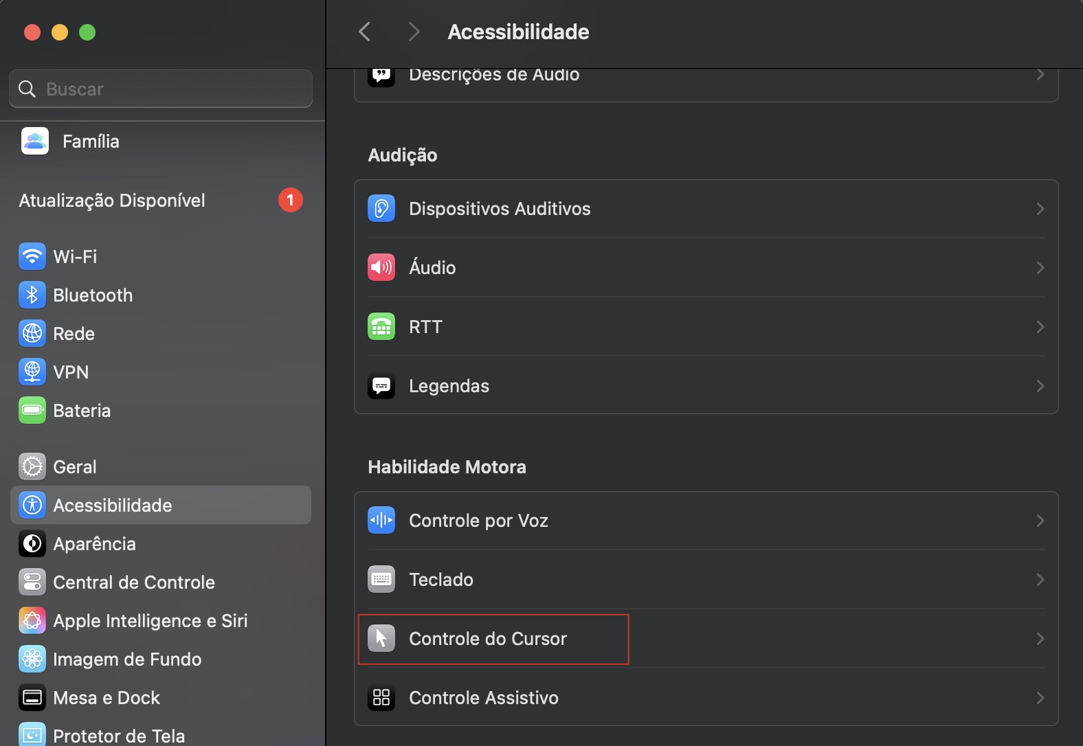 Abra os Ajustes do Sistema do seu Mac e clique em Acessibilidade na barra lateral. Em ‘Habilidade Motora’, abra a seção Controle do Cursor.
