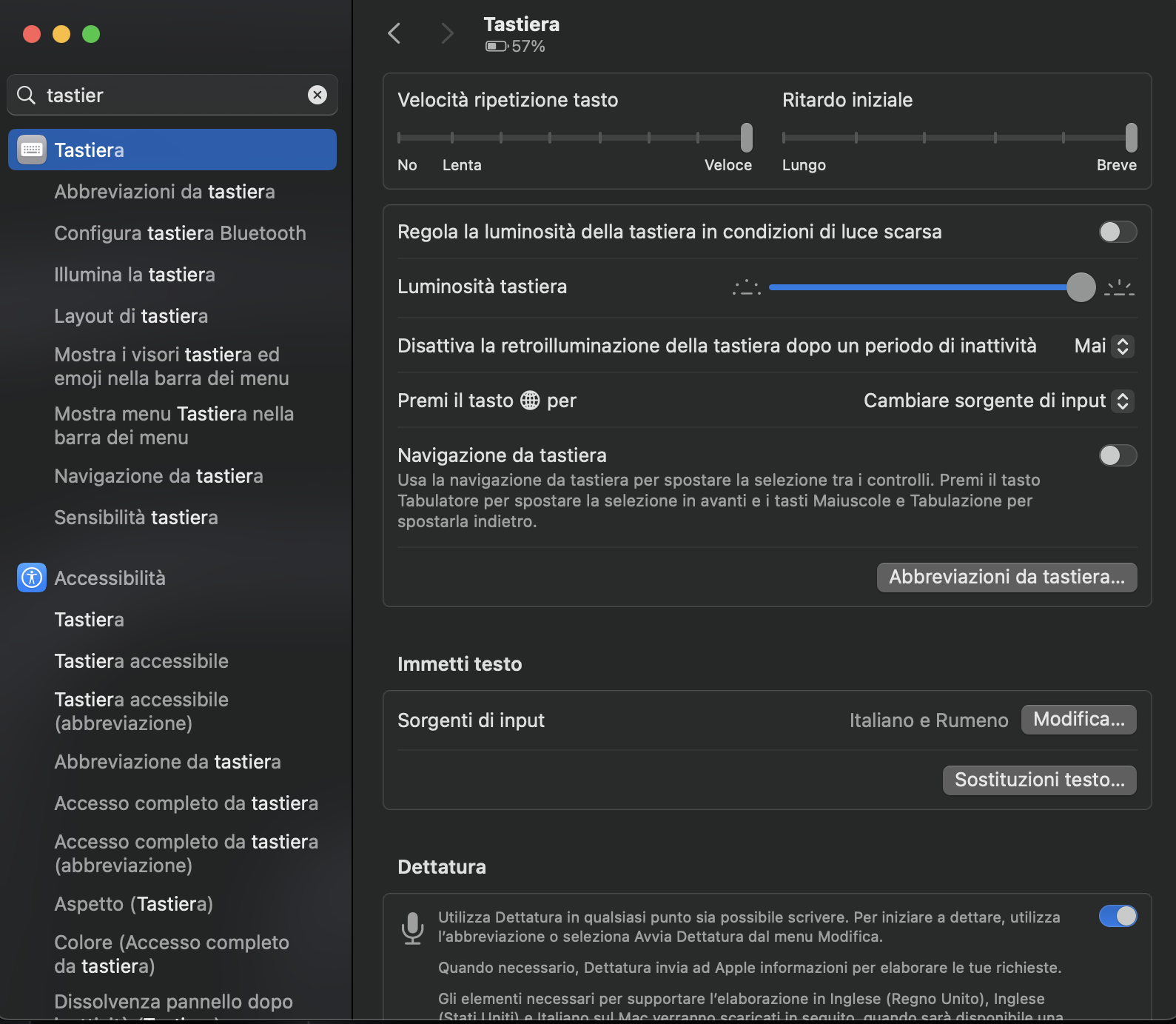 Nelle Impostazioni di sistema del tuo Mac, seleziona Tastiera dalla barra laterale, quindi fai clic sul pulsante Scorciatoie da tastiera in Navigazione tramite tastiera.