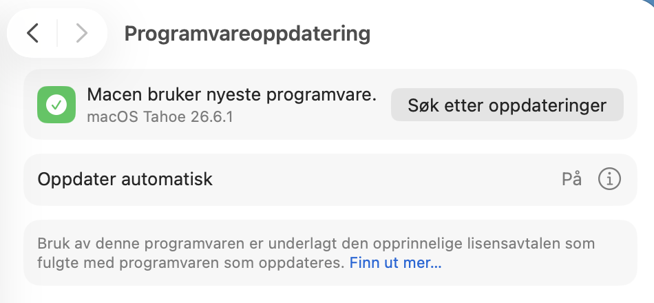 Hvis en programvareoppdatering vises, velger du Oppdater nå. Du må deretter godta Apples lisensavtale for å komme i gang.