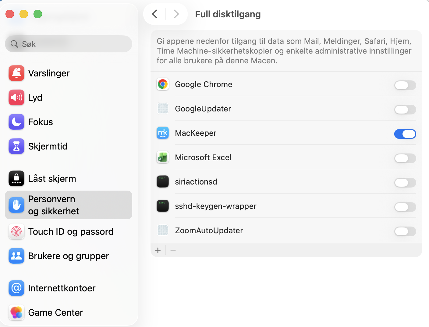 I avsnittet Full diskadgang blar du ned i listen til du finner oppføringen for Terminal. Klikk på vippeikonet for å aktivere den.