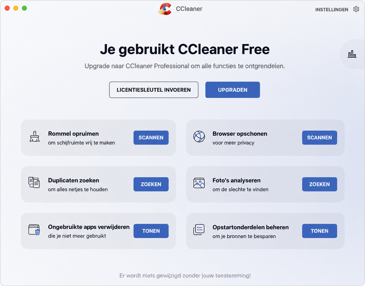 De Windows-versie van CCleaner toont het startscherm aan nieuwe gebruikers nadat ze de app hebben gedownload, geïnstalleerd en geopend. Je ziet meteen de lijst met ingebouwde functies van de app en de manieren om te upgraden.