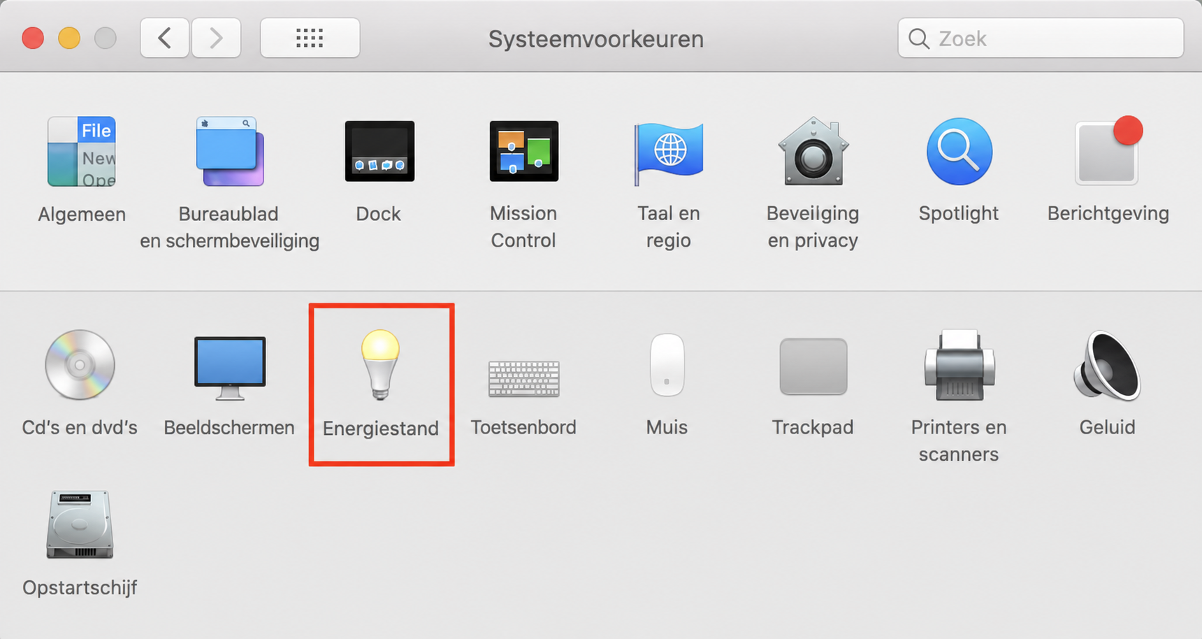 Net als bij Big Sur moet je in oudere versies van macOS naar Systeemvoorkeuren gaan en de optie Energiebesparing selecteren.