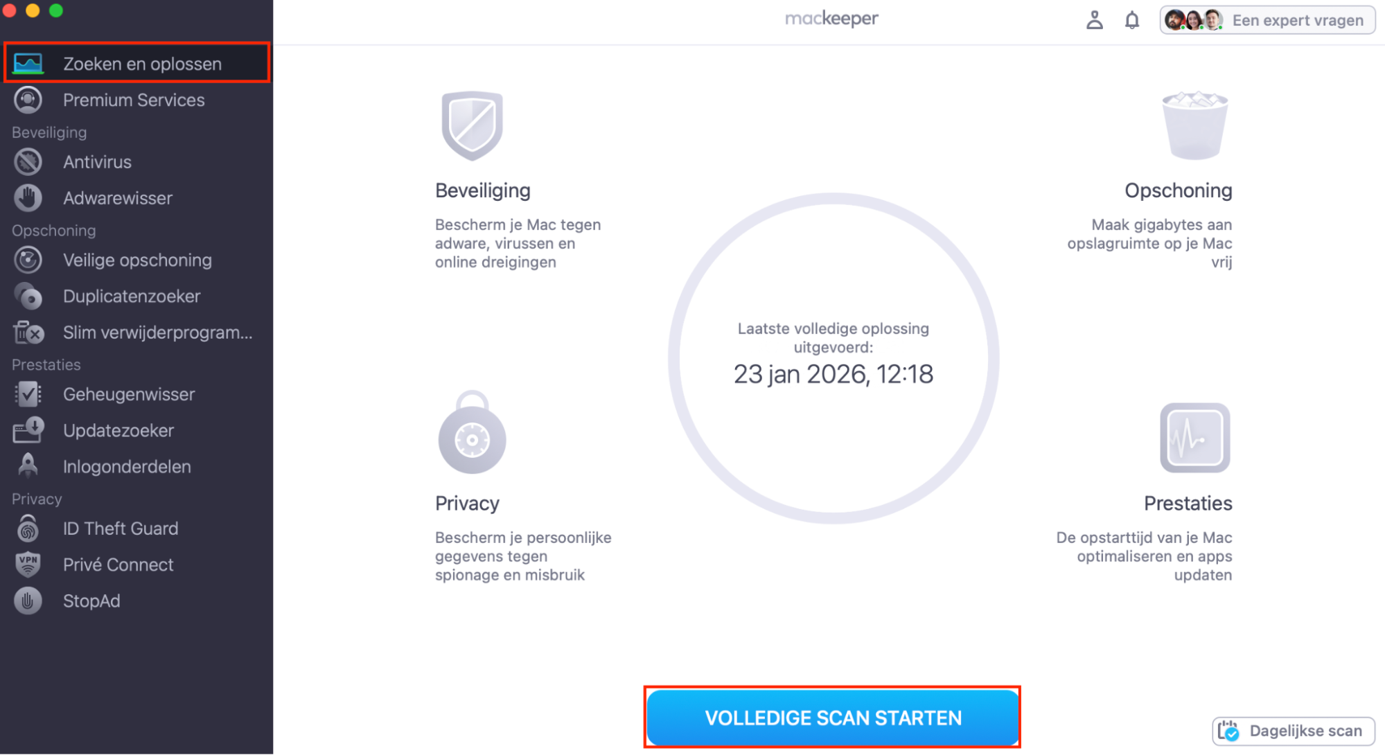 MacKeeper is een betrouwbare externe tool die je kunt gebruiken om je schijf te herstellen. Open MacKeeper en selecteer de optie Zoeken en Oplossen in de navigatiekolom. Klik op de knop Start volledige scan in het venster en geef het hulpmiddel een paar minuten om je apparaat te controleren.