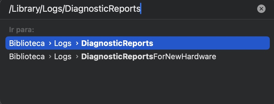 Quando a caixa de texto pop-up aparecer na sua tela, digite /Library/Logs/DiagnosticReports. Na próxima página, você verá todos os relatórios de diagnóstico históricos do seu computador — incluindo quaisquer kernel panics.