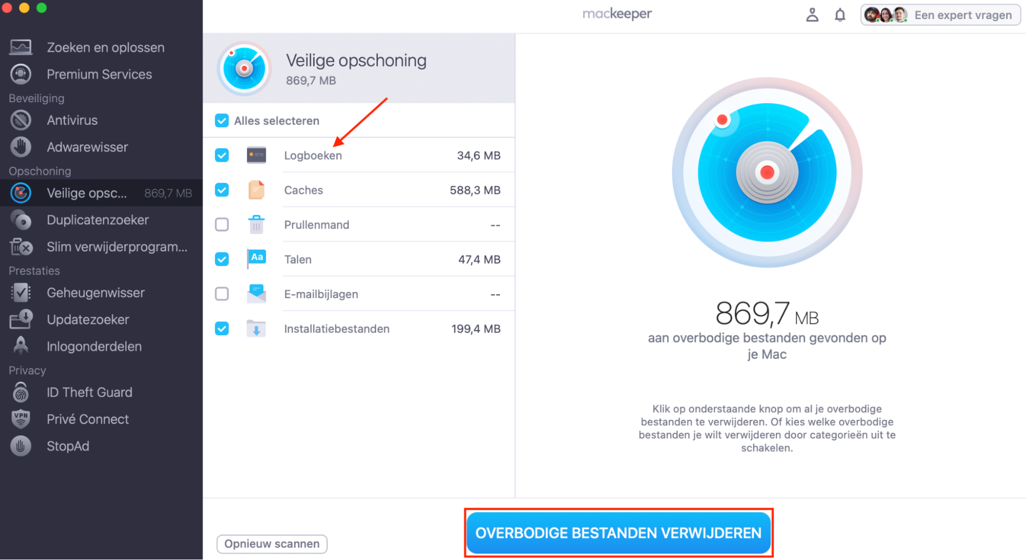 Bekijk de lijst met ongewenste en onnodige bestanden die de app op je Mac heeft gevonden. Vink de items aan die je wilt verwijderen en klik op ‘Overbodige bestanden verwijderen’.