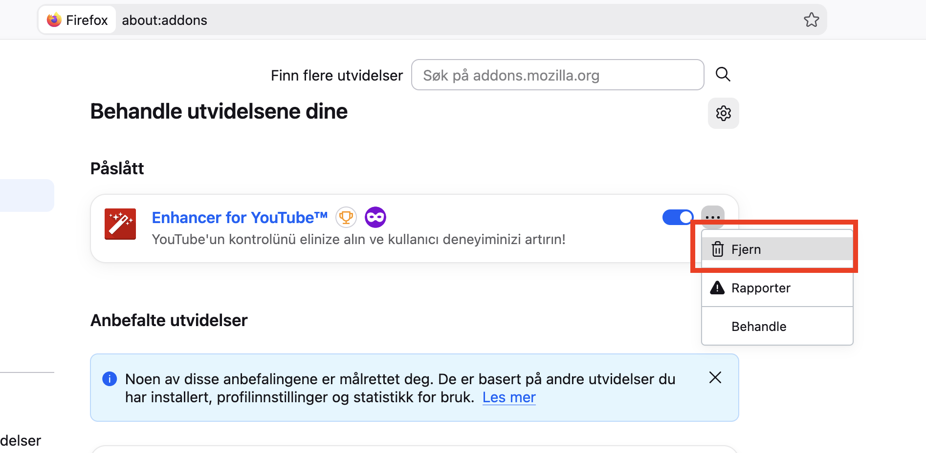 På Firefox-siden «Administrer utvidelsene dine» klikker du på de tre prikkene ved siden av en utvidelse, og klikker deretter på knappen «Fjern».