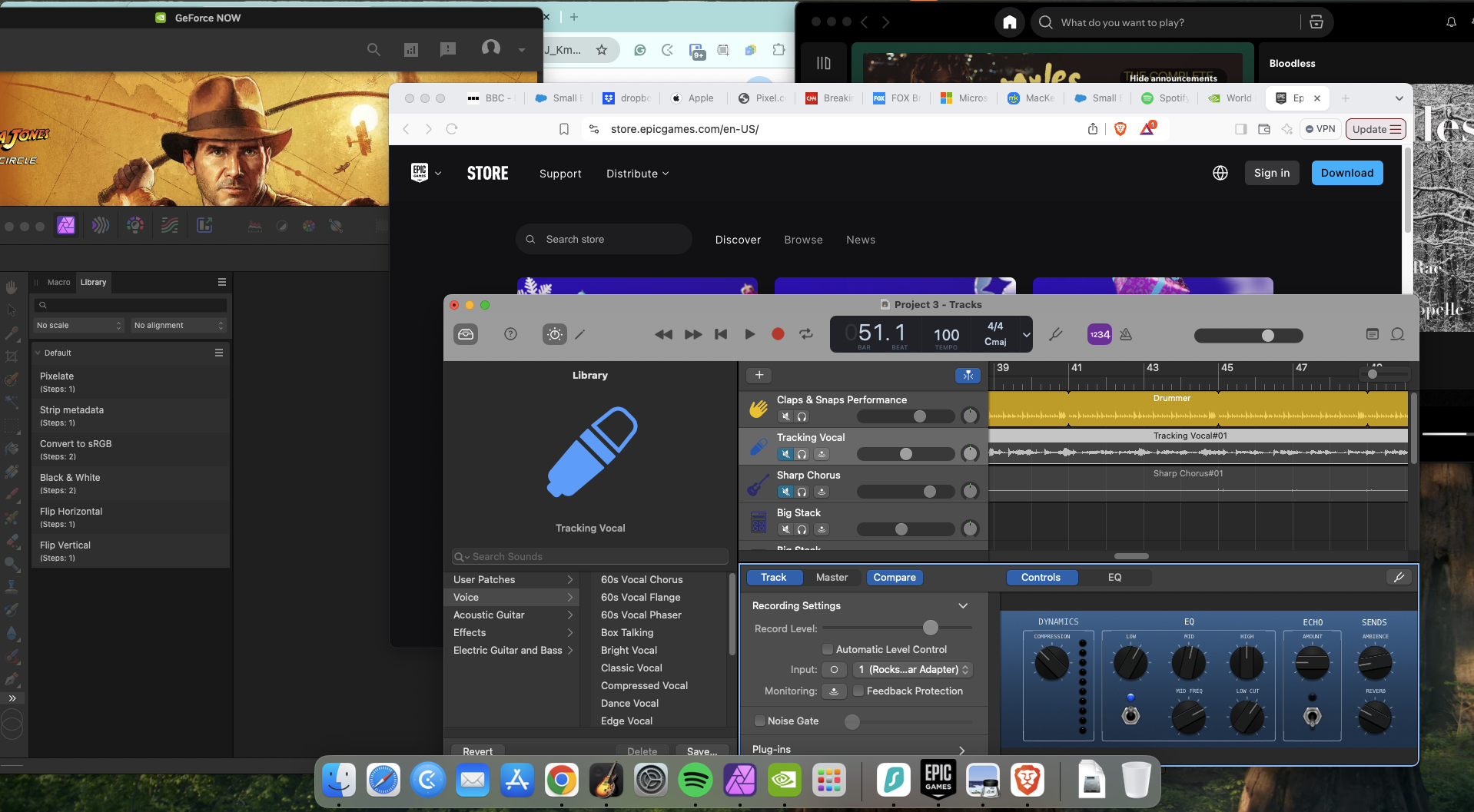 Ter muitos programas abertos ao mesmo tempo pode facilmente deixar o seu Mac mais lento. Da mesma forma, manter várias abas abertas no navegador também pode prejudicar o desempenho.