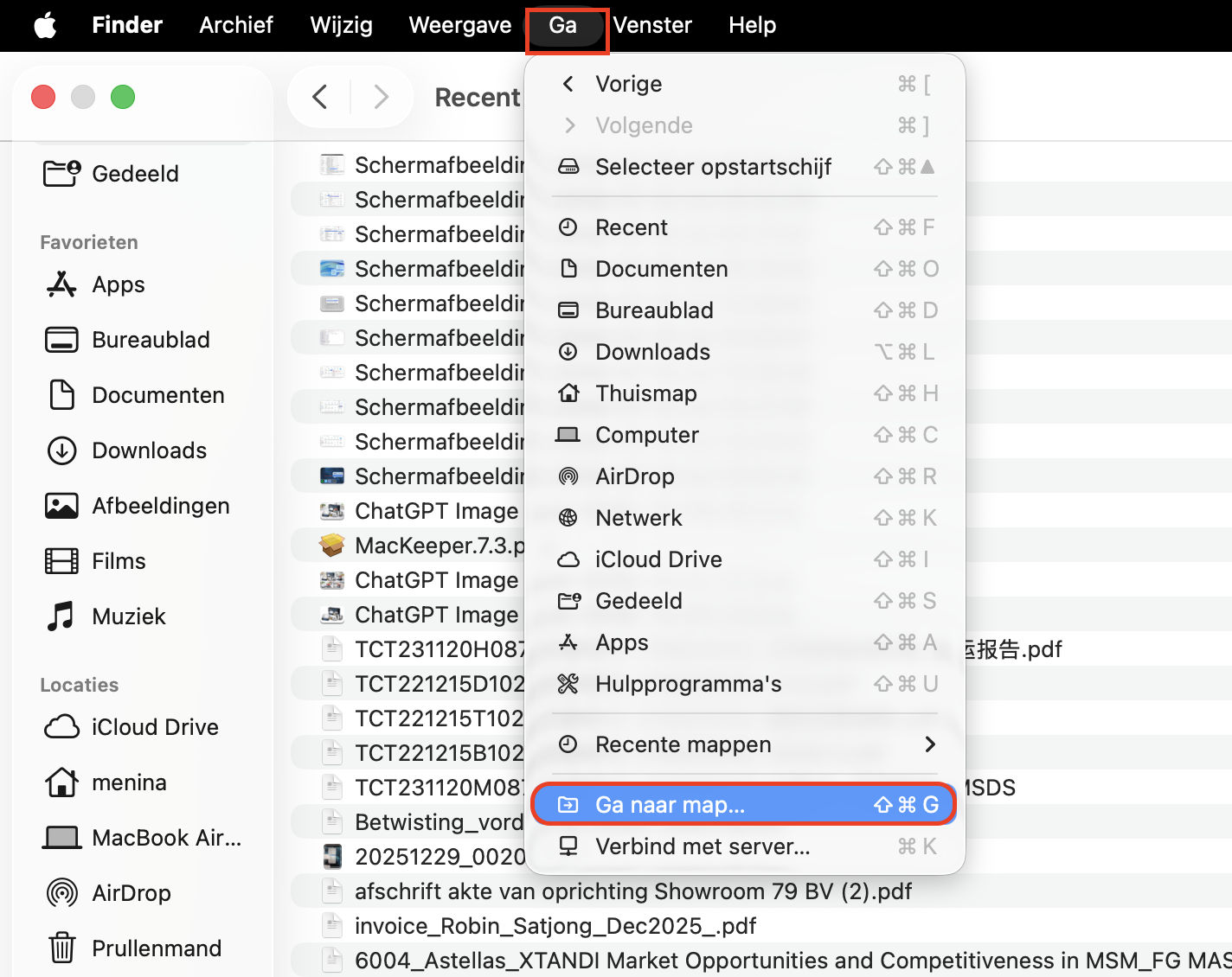 Om systeemmappen op een Mac te openen, ga in Finder naar Ga in de menubalk en kies vervolgens Ga naar map.